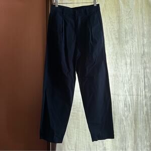 Kut from the Kloth Pleated Trouser Lightweight Dress Pants Navy Blue NEW Size 2